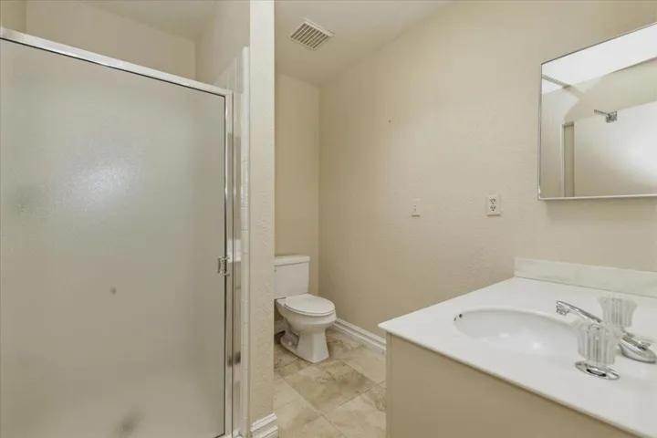 42-Bathroom