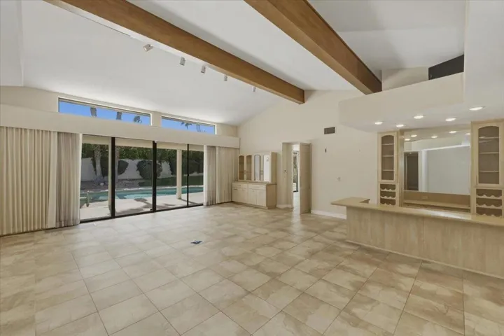 16-Living Room