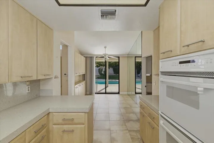 29-Kitchen and Dining