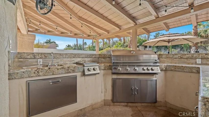 Backyard Grilling area and Bar View
