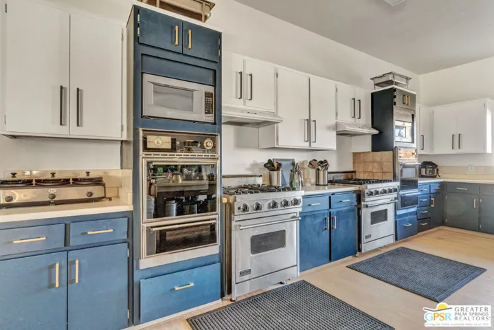 Community Kitchen