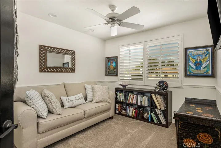 3rd bedroom (currently used as den)