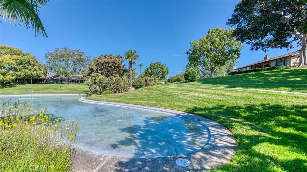 2000 Vista Cajon, Newport Beach, California 92660 home-pic-32