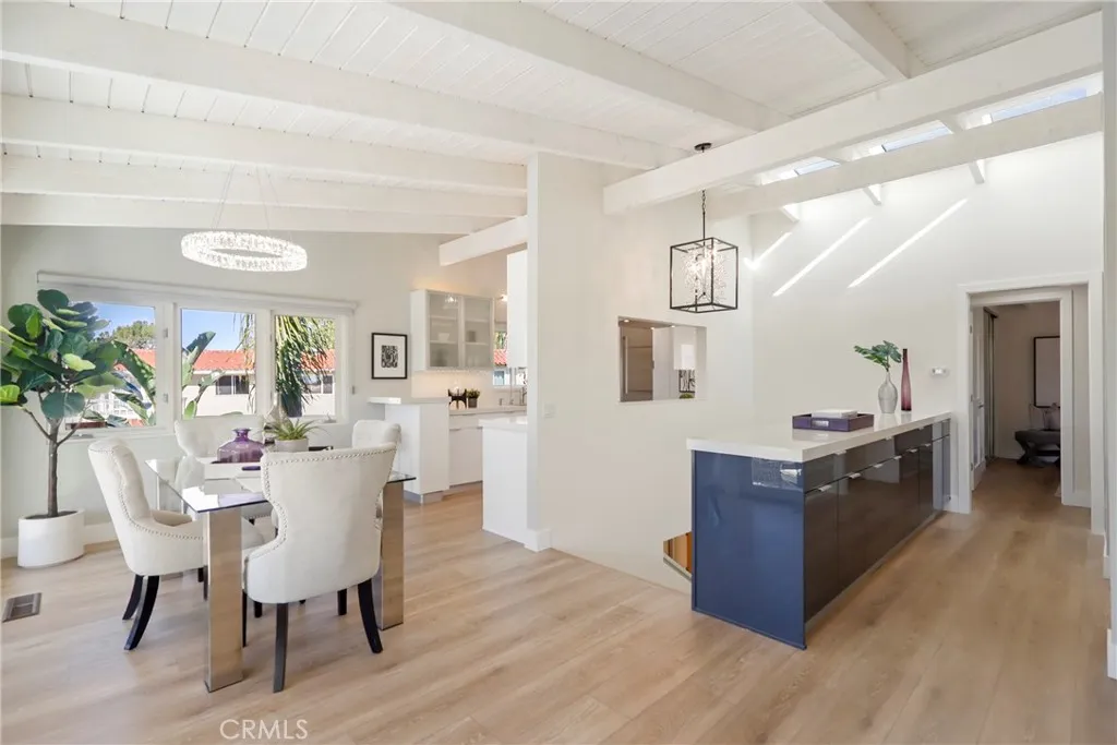 2000 Vista Cajon, Newport Beach, California 92660 home-pic-10
