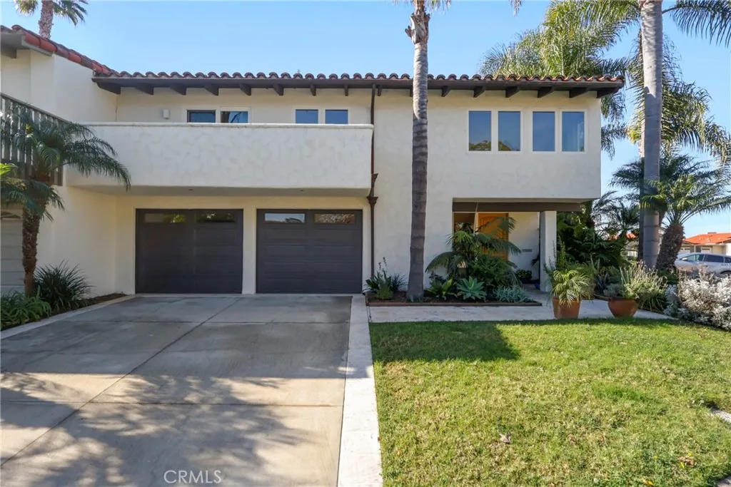2000 Vista Cajon, Newport Beach, California 92660 home-pic-3
