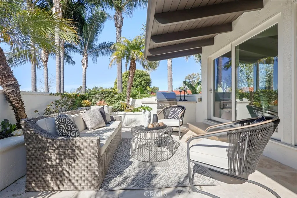 2000 Vista Cajon, Newport Beach, California 92660 home-pic-25