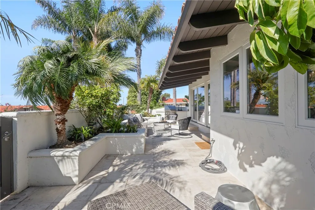 2000 Vista Cajon, Newport Beach, California 92660 home-pic-27