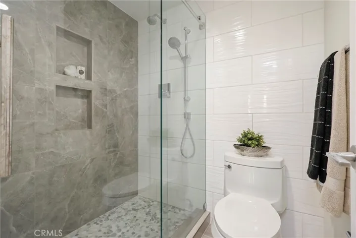 2000 Vista Cajon, Newport Beach, California 92660