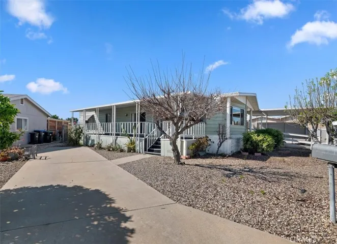 Welcome to 28911 Via La Rueda, Murrieta