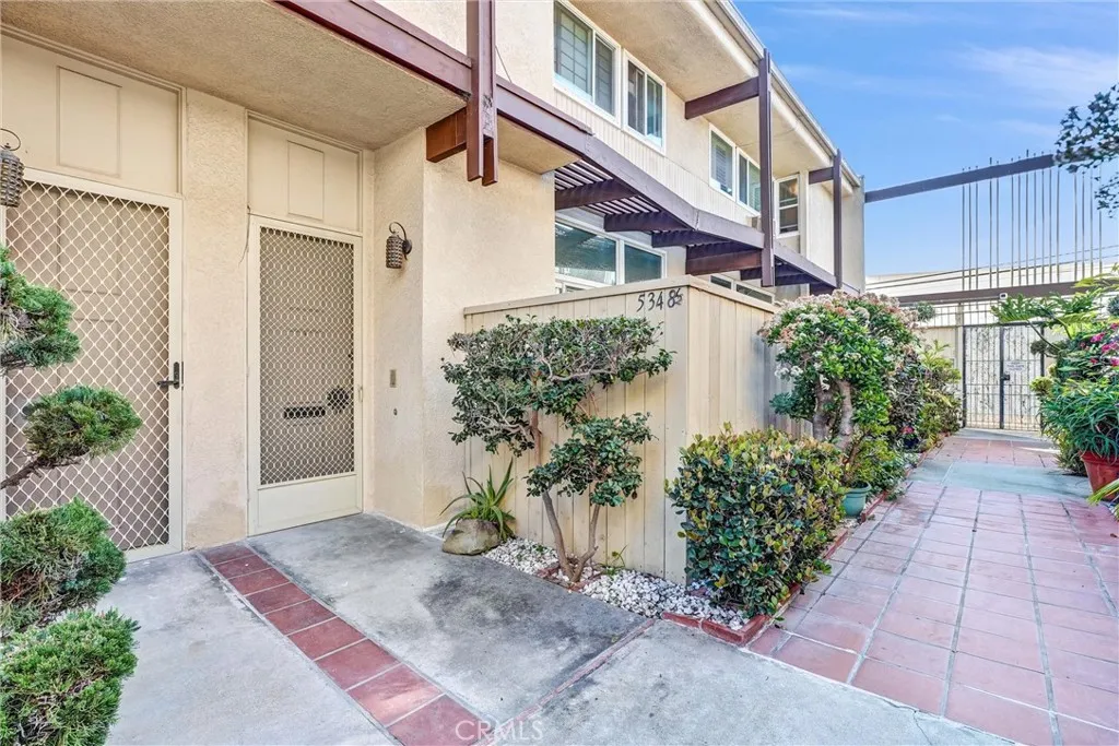 5348 Fairview Boulevard 3, Ladera Heights, California 90056 home-pic-4