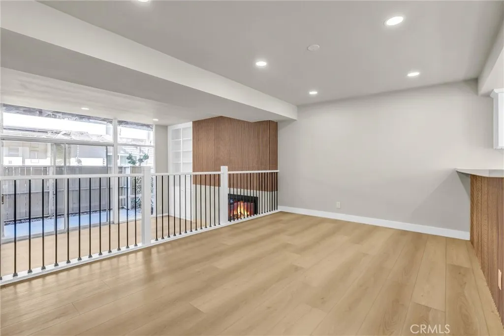 5348 Fairview Boulevard 3, Ladera Heights, California 90056 home-pic-9
