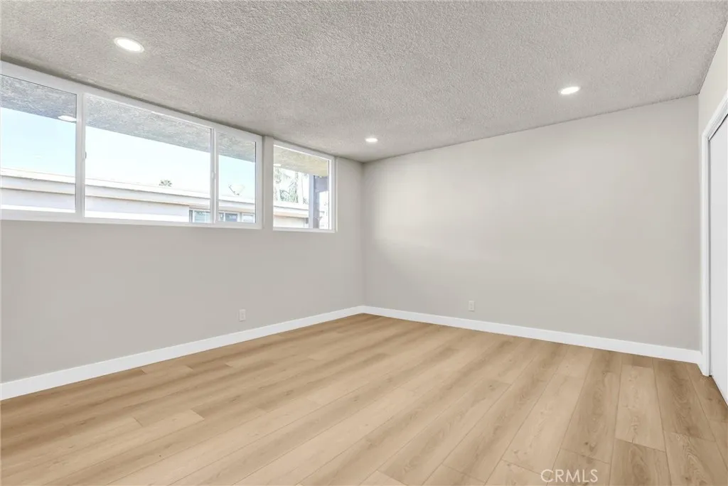 5348 Fairview Boulevard 3, Ladera Heights, California 90056 home-pic-15