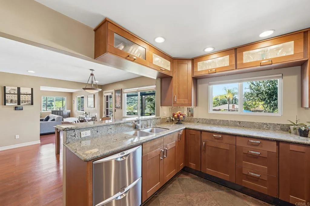 3212 Star Acres Drive, Spring Valley, California 91978 home-pic-21
