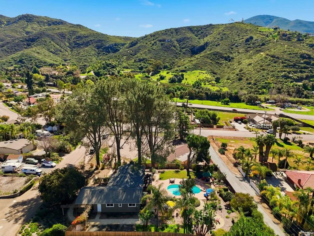 3212 Star Acres Drive, Spring Valley, California 91978 home-pic-61