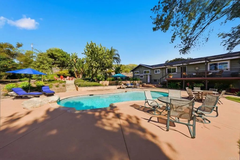 3212 Star Acres Drive, Spring Valley, California 91978 home-pic-4