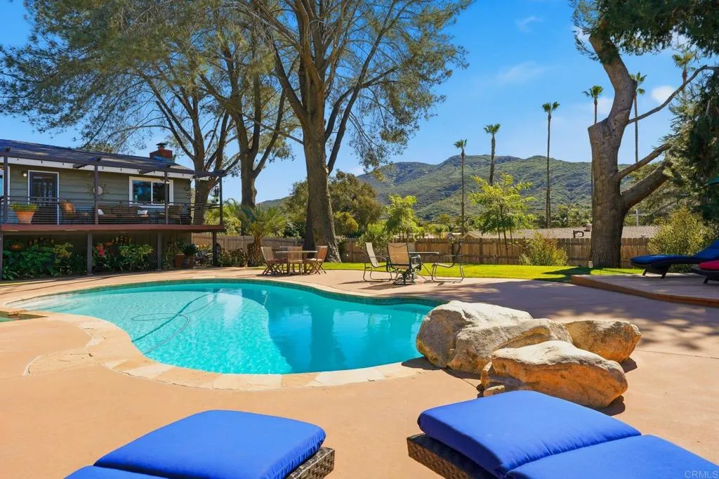 3212 Star Acres Drive, Spring Valley, California 91978 home-pic-6