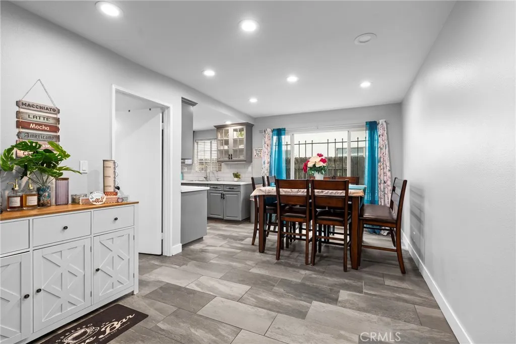 1111 Mountain View, Colton, California 92324 home-pic-12