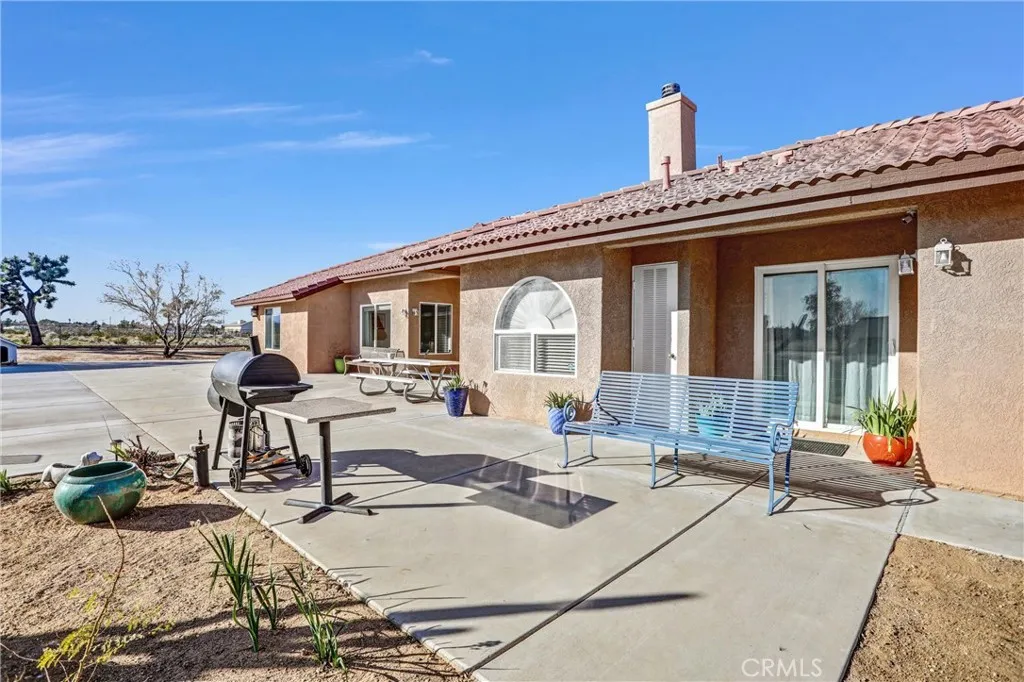 15813 Willow Street, Hesperia, California 92345 home-pic-37