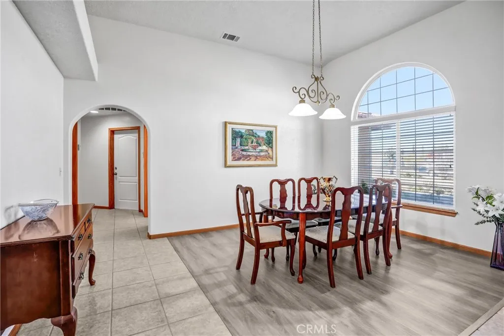 15813 Willow Street, Hesperia, California 92345 home-pic-7