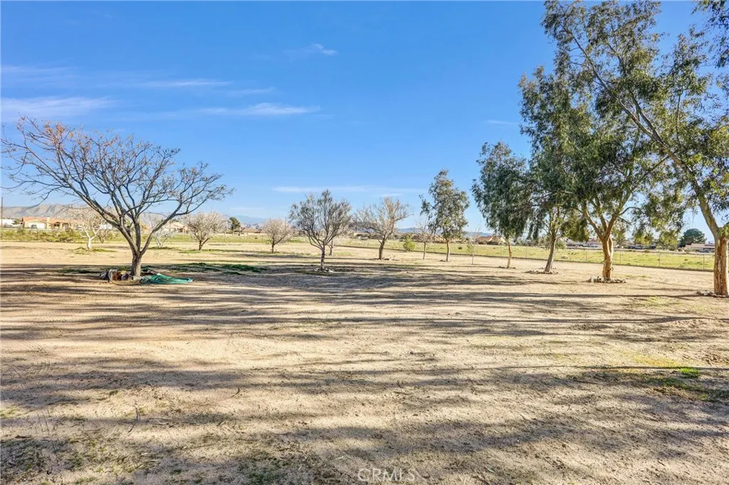 15813 Willow Street, Hesperia, California 92345 home-pic-40