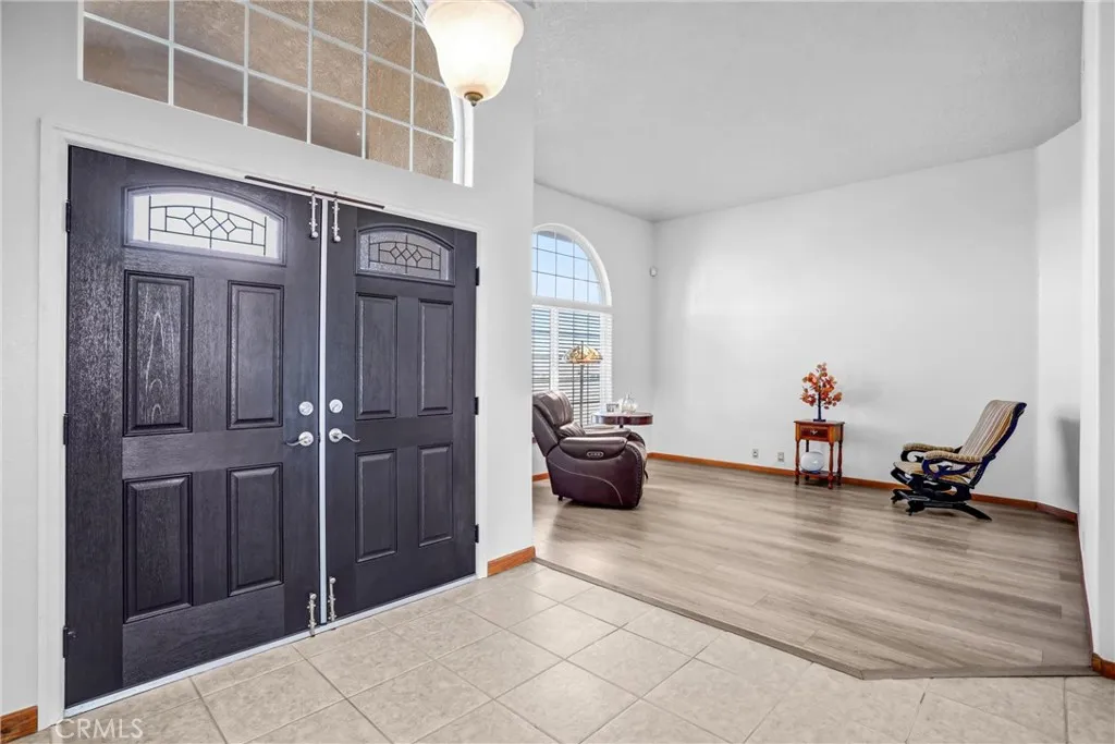 15813 Willow Street, Hesperia, California 92345 home-pic-4