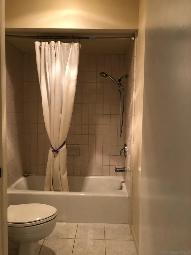 6645 Caminito Scioto, La Jolla, California 92037 home-pic-22