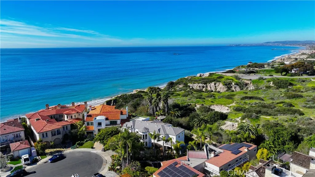 3811 Vista Blanca, San Clemente, California 92672 home-pic-32