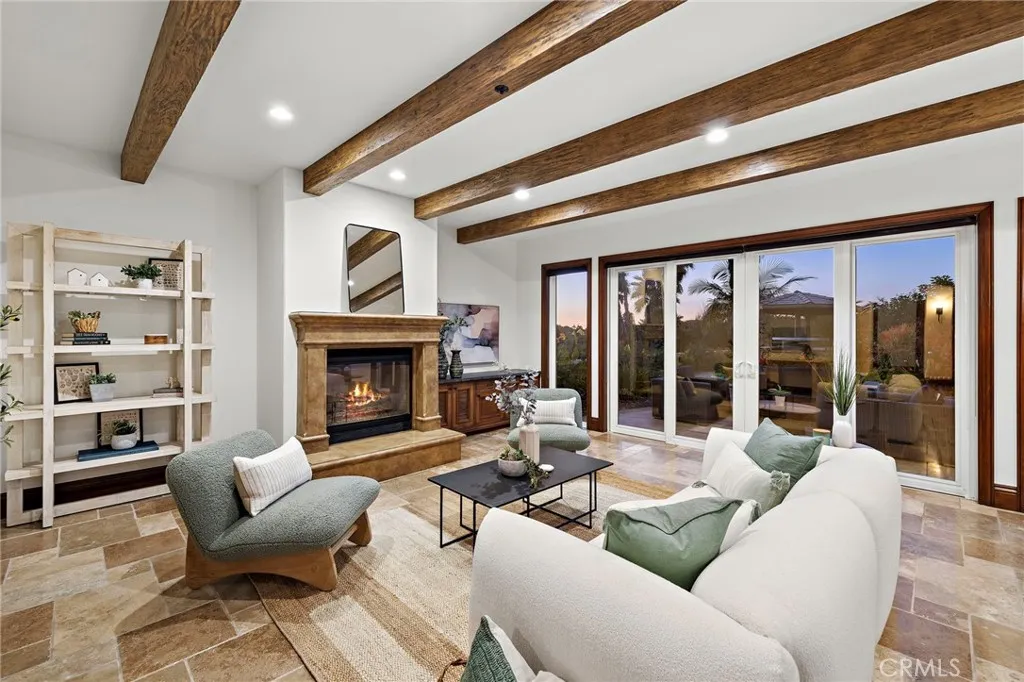 3811 Vista Blanca, San Clemente, California 92672 home-pic-12