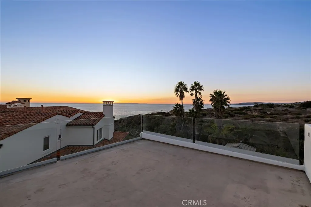 3811 Vista Blanca, San Clemente, California 92672 home-pic-26
