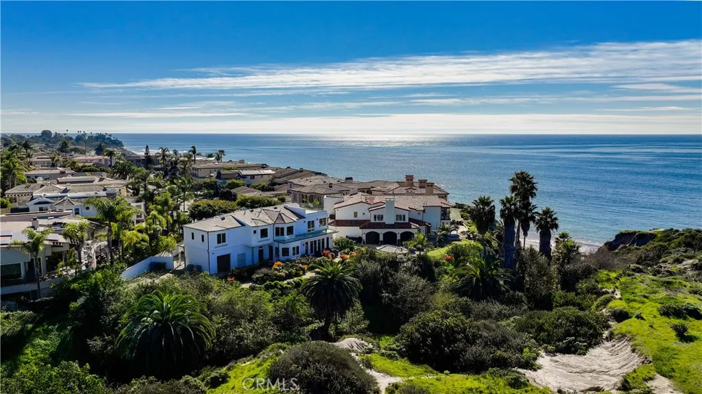 3811 Vista Blanca, San Clemente, California 92672 home-pic-2