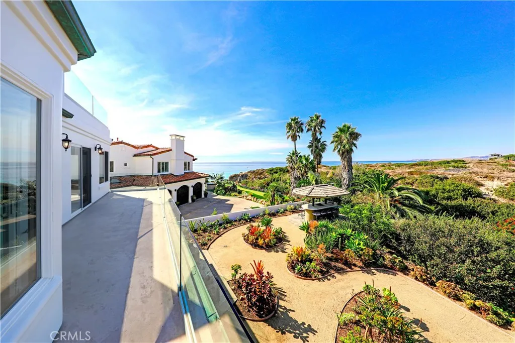 3811 Vista Blanca, San Clemente, California 92672 home-pic-6