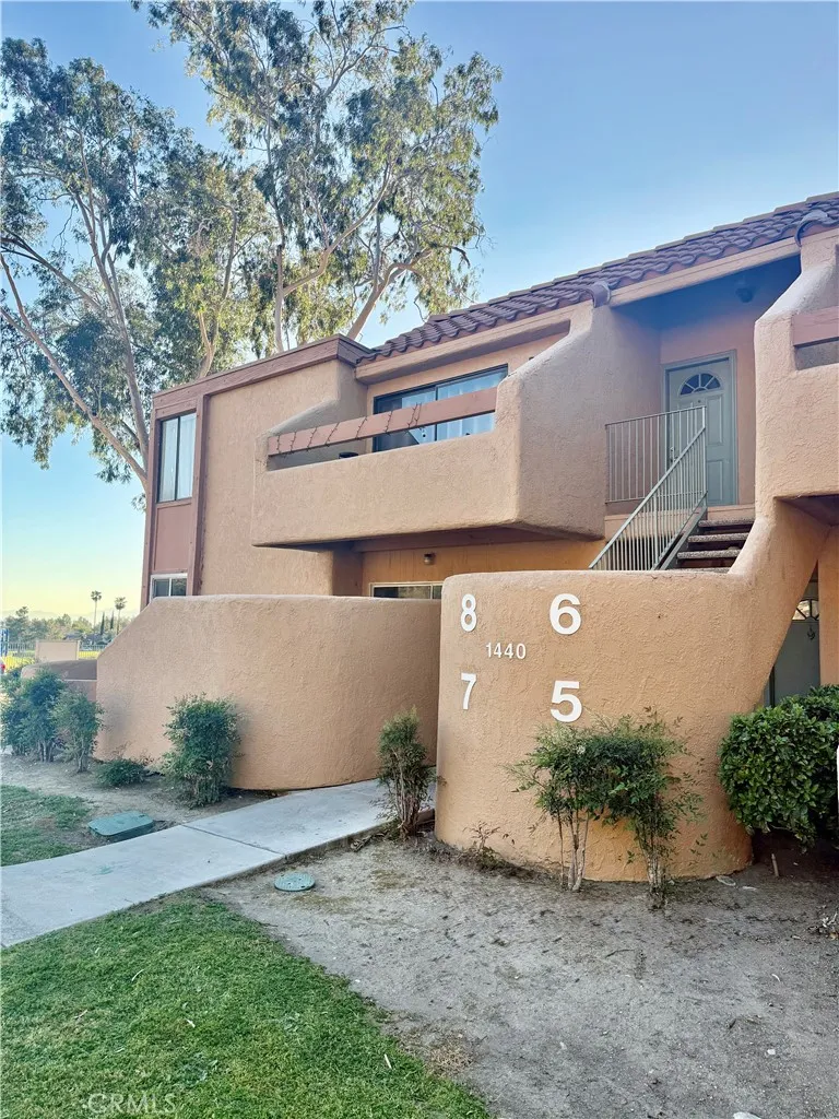 1440 W Edgehill 8, San Bernardino, California 92405 home-pic-5