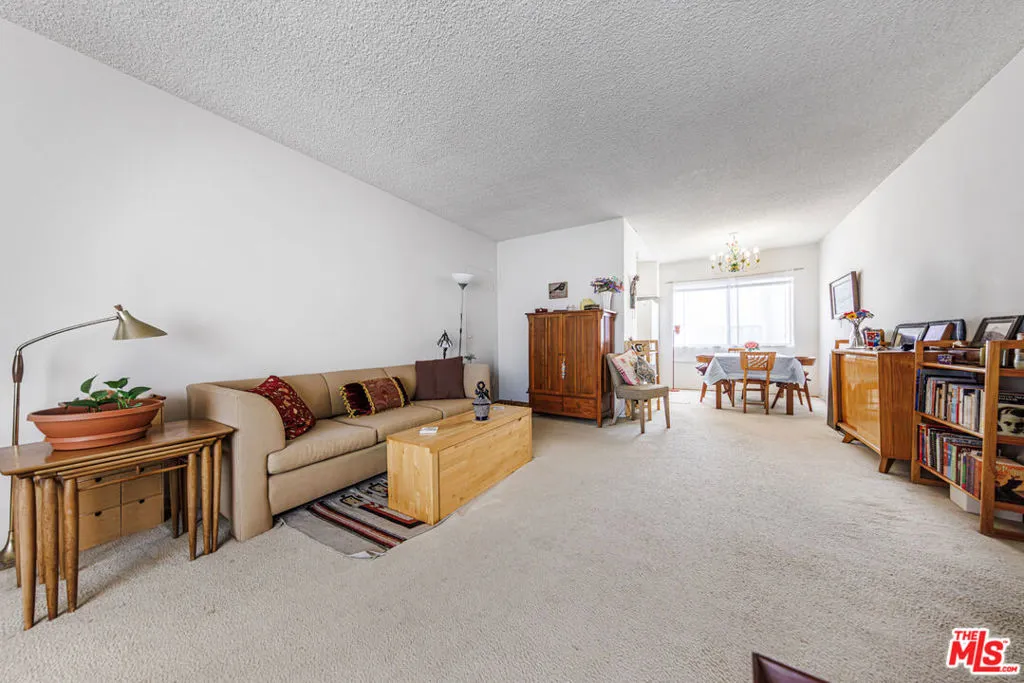 1522 S Centinela Avenue 210, Los Angeles, California 90025 home-pic-8