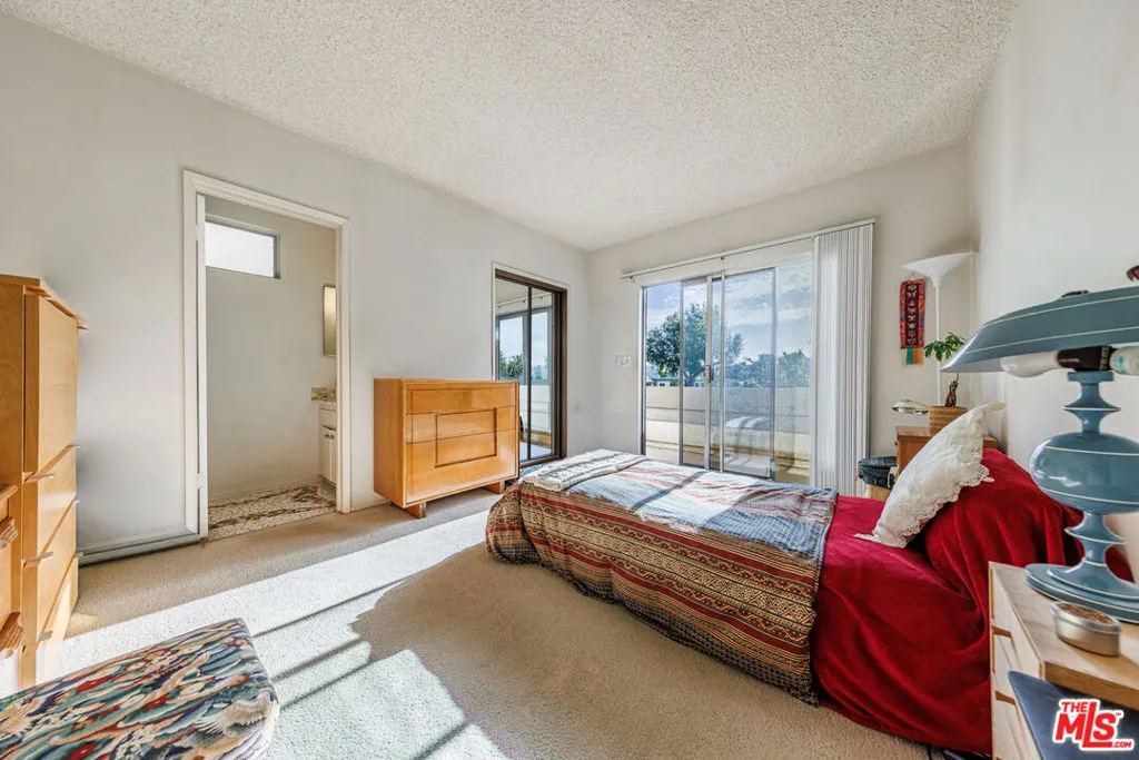 1522 S Centinela Avenue 210, Los Angeles, California 90025 home-pic-17