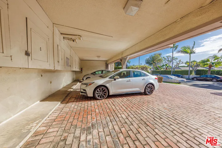 Parking at front of building (