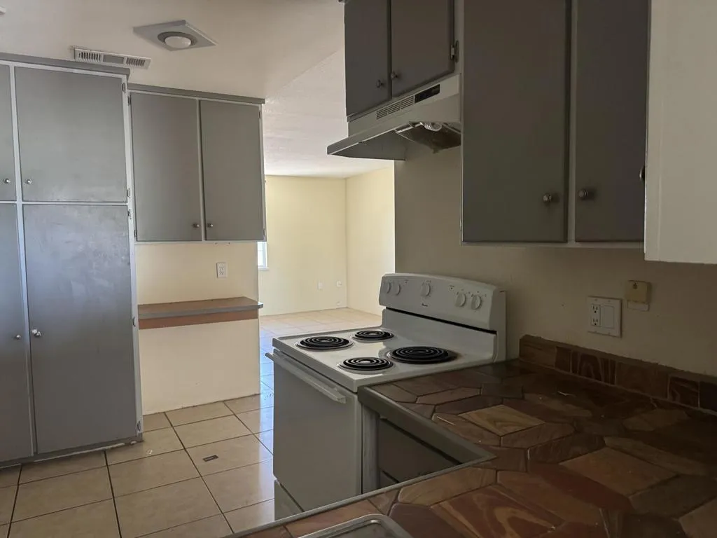 77650 California Drive, Palm Desert, California 92211 home-pic-18