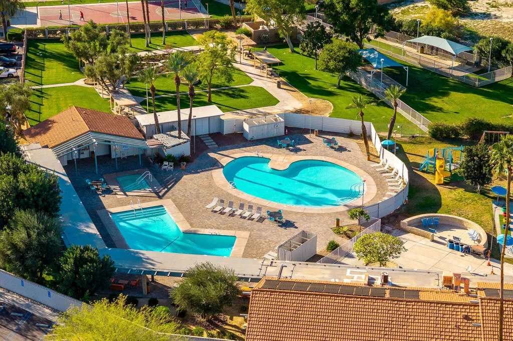 77650 California Drive, Palm Desert, California 92211 home-pic-2