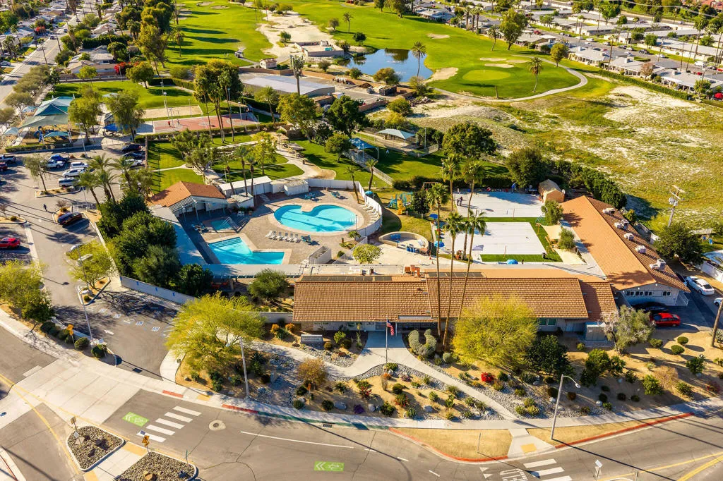 77650 California Drive, Palm Desert, California 92211 home-pic-24