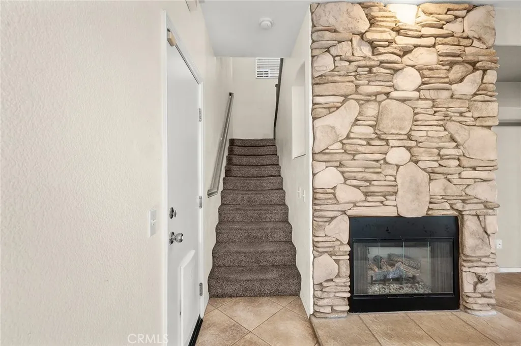 7949 Shadow Trails, Jurupa Valley, California 92509 home-pic-15