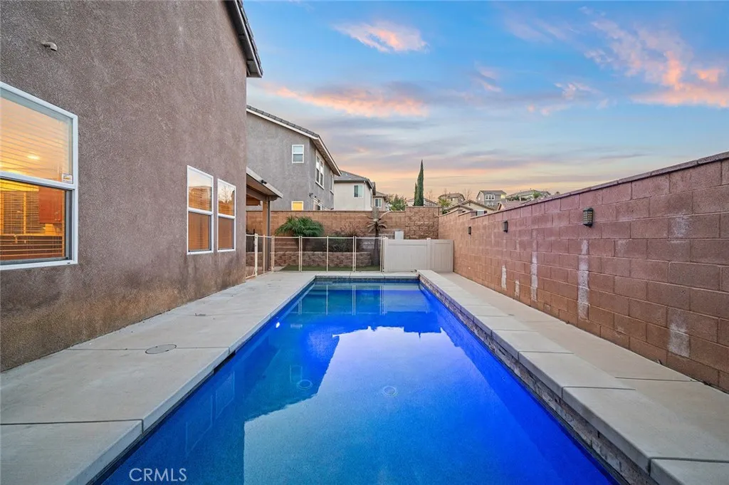 7949 Shadow Trails, Jurupa Valley, California 92509 home-pic-36