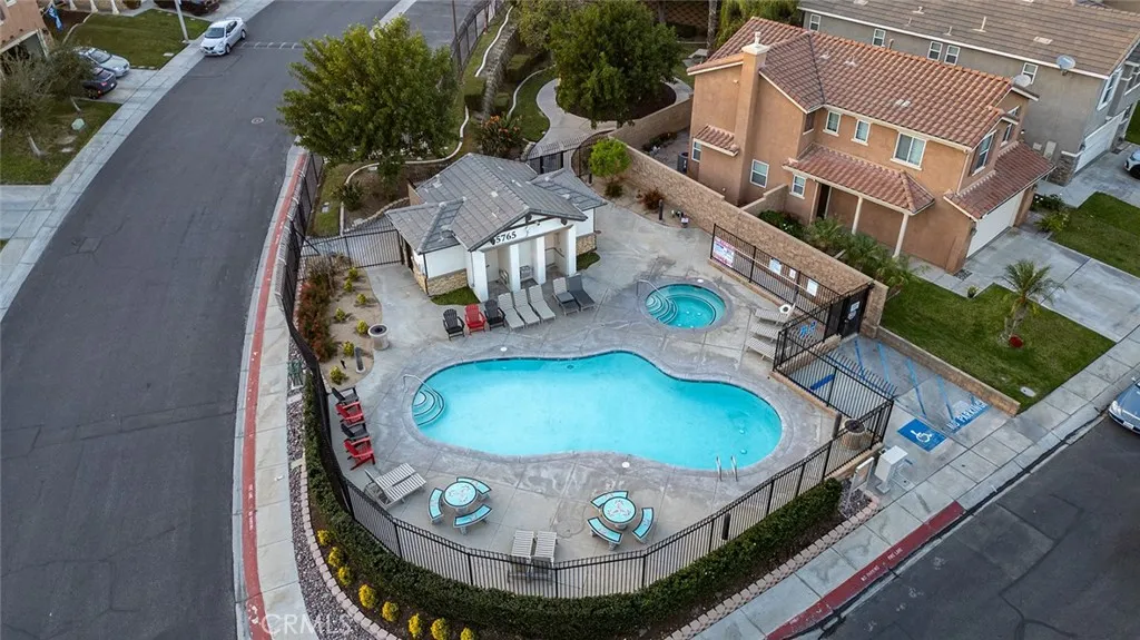 7949 Shadow Trails, Jurupa Valley, California 92509 home-pic-43