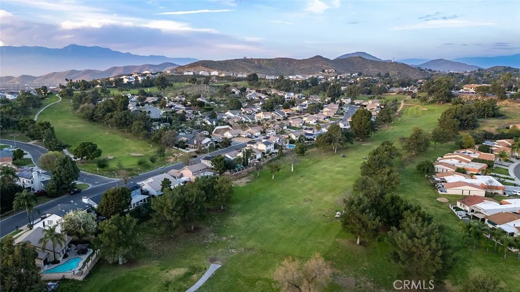 7949 Shadow Trails, Jurupa Valley, California 92509 home-pic-44