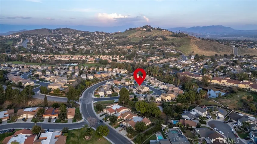 7949 Shadow Trails, Jurupa Valley, California 92509