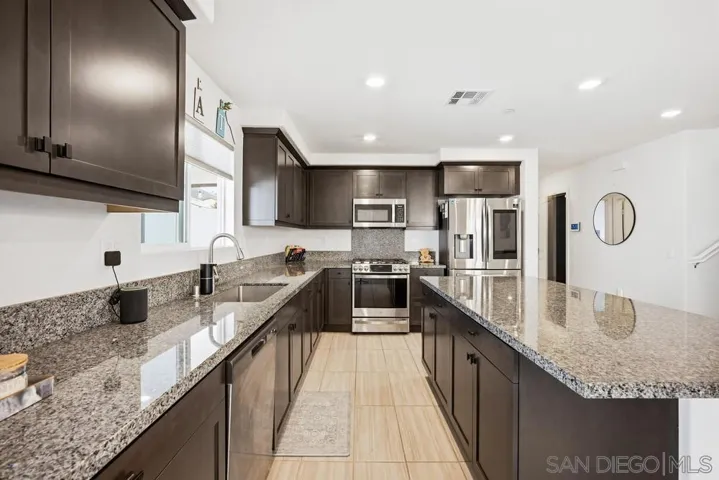 32046 Prairie Crossing Dr, Winchester, California 92596