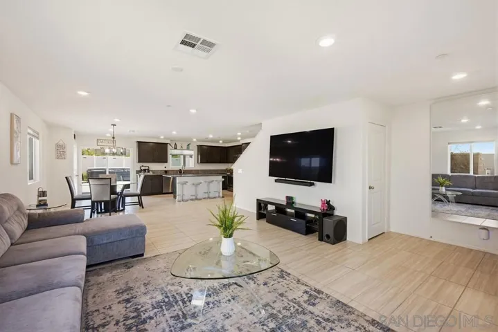 32046 Prairie Crossing Dr, Winchester, California 92596