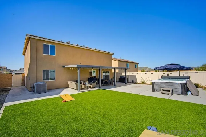 32046 Prairie Crossing Dr, Winchester, California 92596