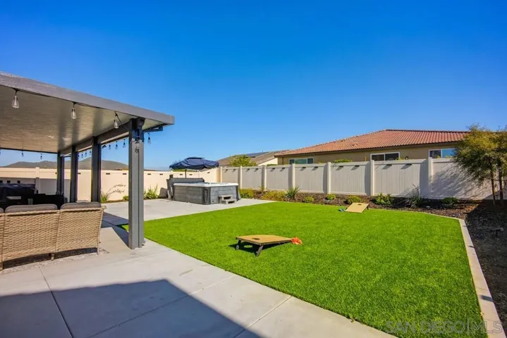 32046 Prairie Crossing Dr, Winchester, California 92596