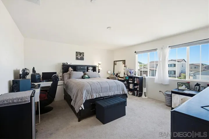 32046 Prairie Crossing Dr, Winchester, California 92596