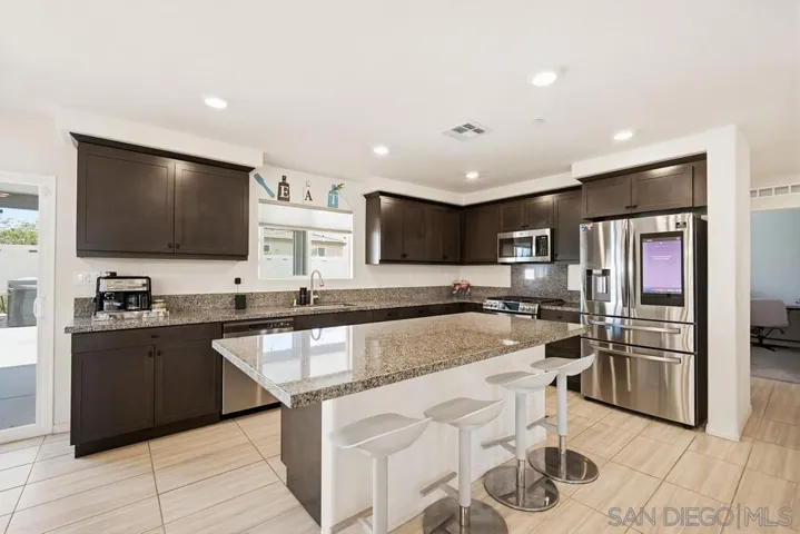 32046 Prairie Crossing Dr, Winchester, California 92596