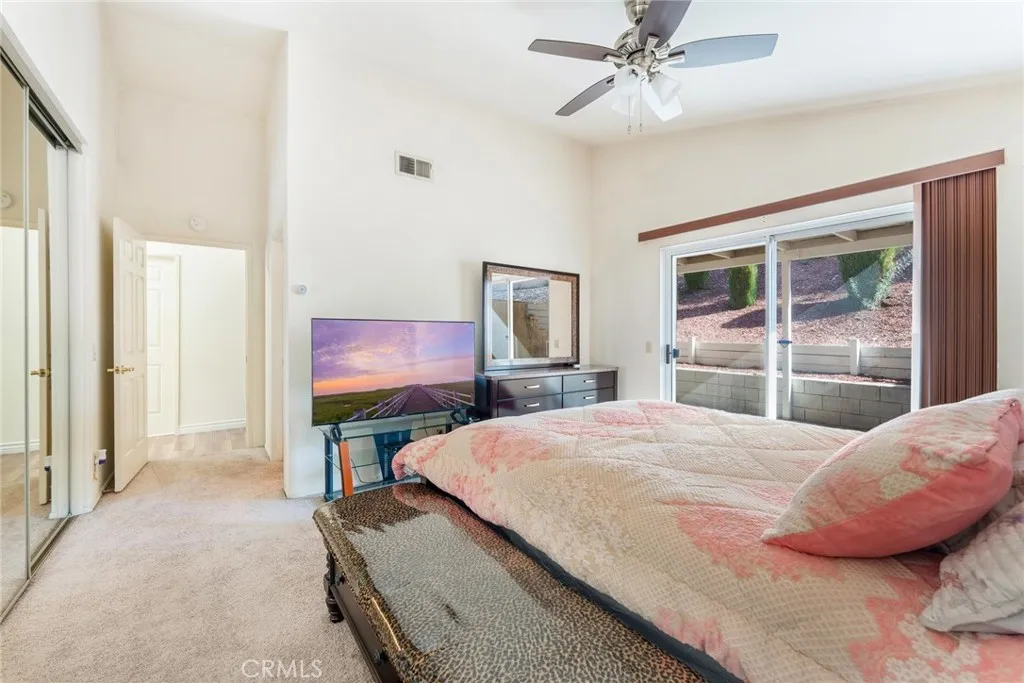 737 Verona, San Jacinto, California 92583 home-pic-18
